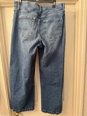 Classic women’s Blue gap Denim Jeans
